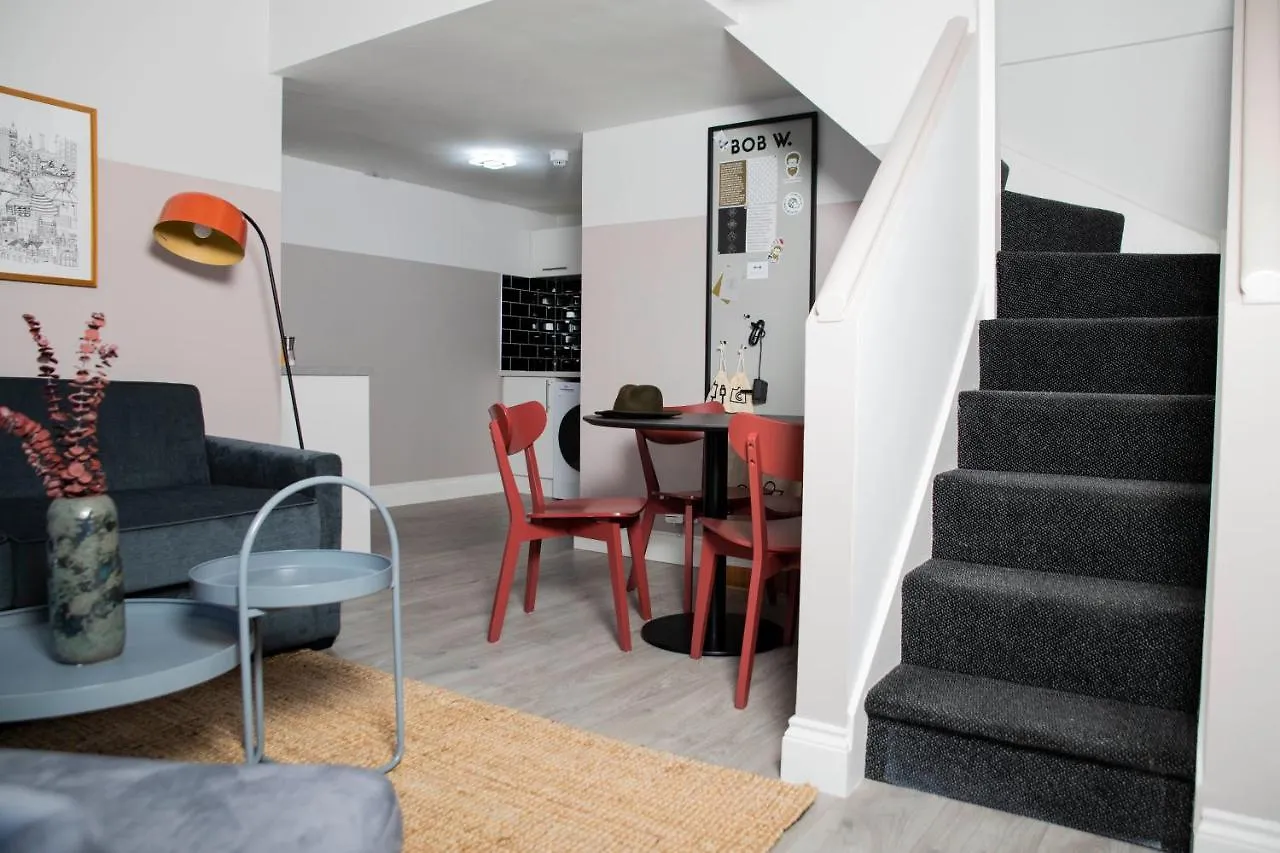 Bob W Commercial House Londra 0*,  Regno Unito